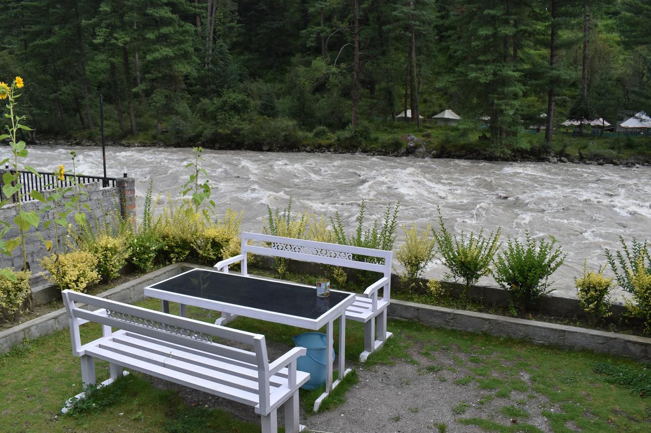 White House Kasol 호텔 외부 사진
