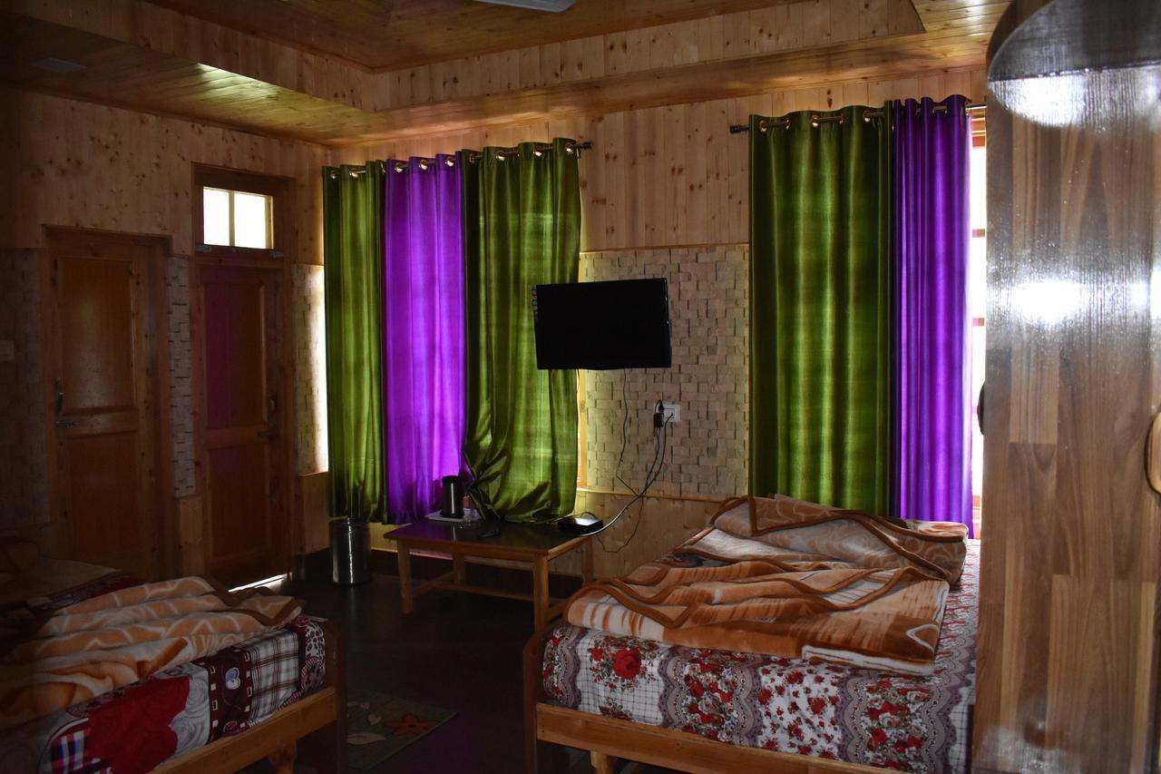 White House Kasol 호텔 외부 사진